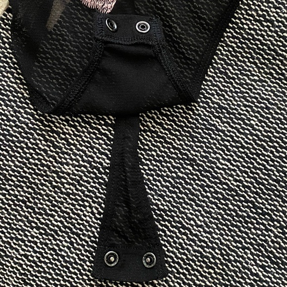 Express floral see-through bodysuit - Picture 4 of 4